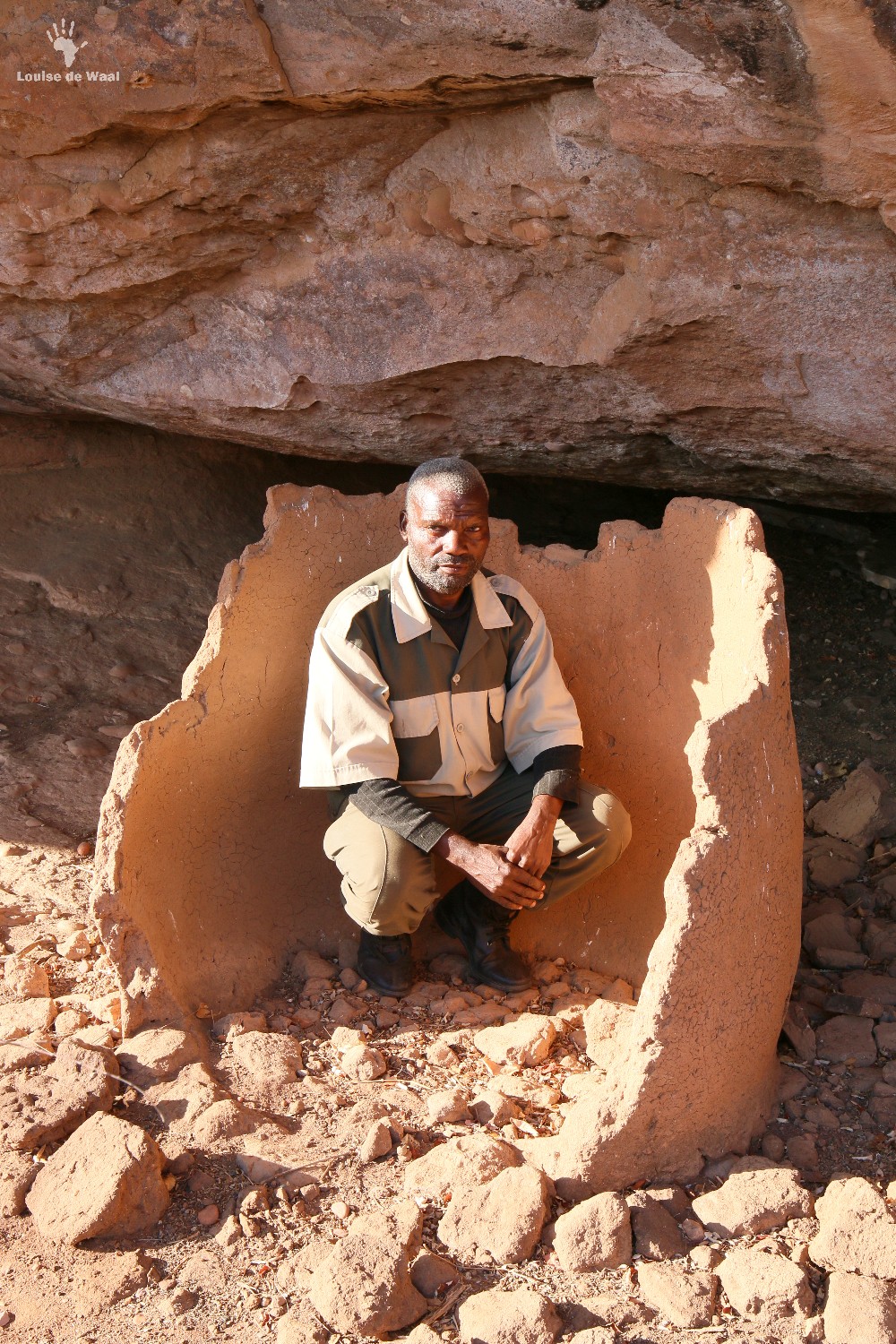Clay pot baleni salt makers